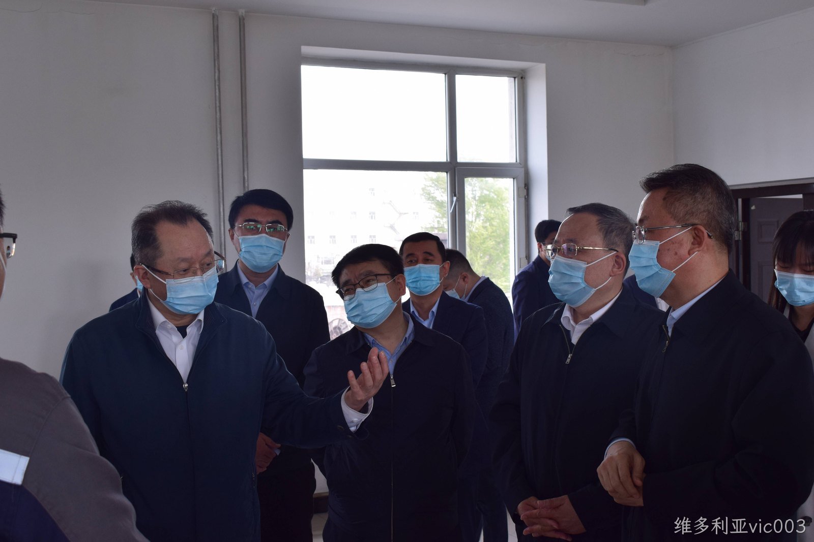 5月17日省领导莅临我司调研指导(图1) 5月17日省领导莅临我司调研指导(图1)